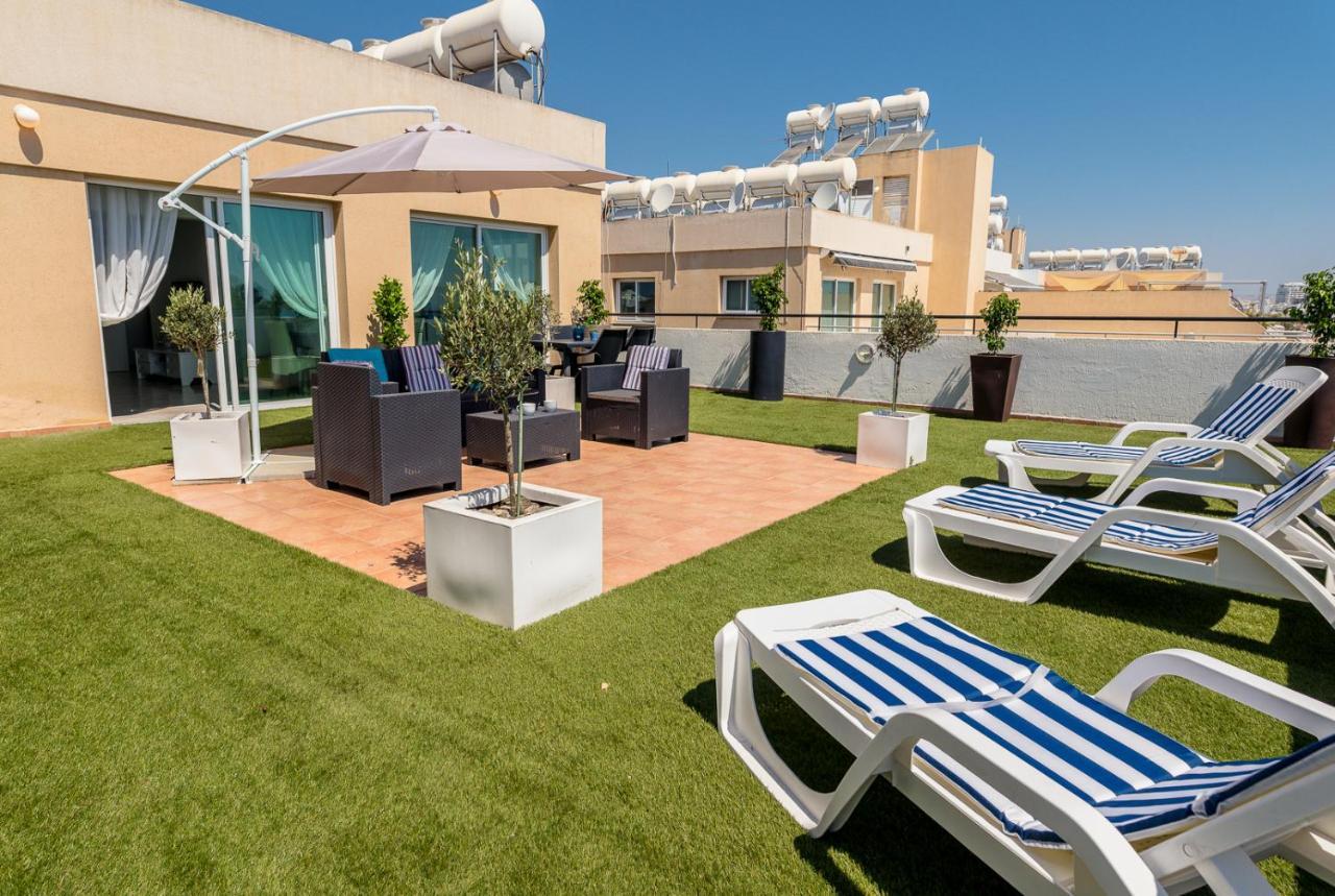 Makenzy Seaview Penthouse Lejlighed Larnaca Eksteriør billede