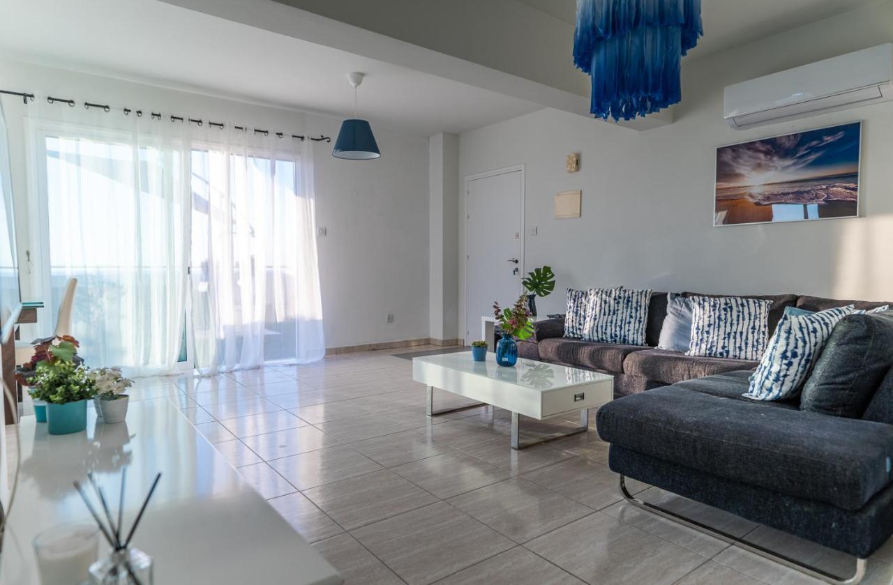 Makenzy Seaview Penthouse Lejlighed Larnaca Eksteriør billede
