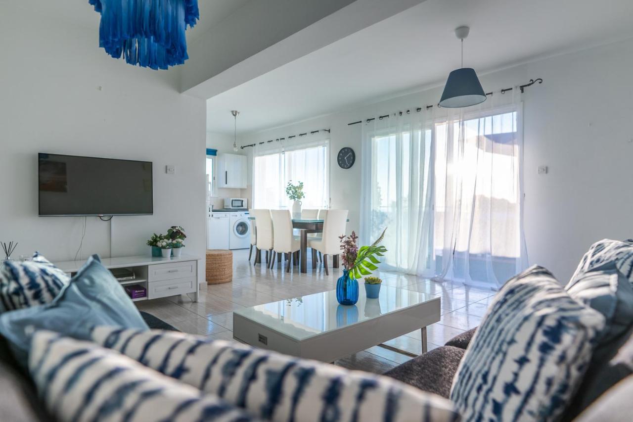 Makenzy Seaview Penthouse Lejlighed Larnaca Eksteriør billede